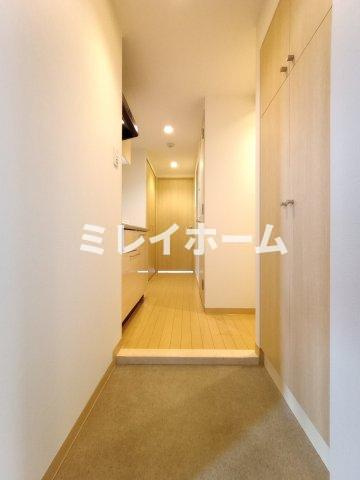 クレイシア西小山の玄関