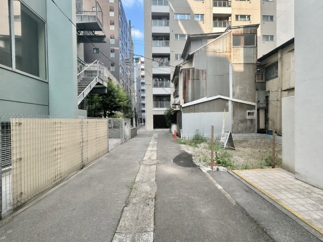 中央区東日本橋1丁目　建築条件付き売地の前面道路含む現地写真|2026.07.24撮影

現地ご見学希望・資料請求などお気軽にお問い合わせ下さい！
03-5990-5201