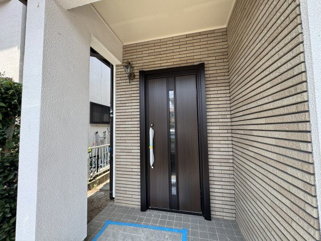 高崎市吉井町南陽台　中古住宅の玄関|高崎市吉井町南陽台　中古住宅