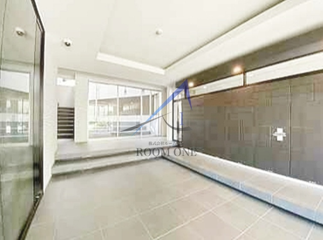フェニシア学芸大学