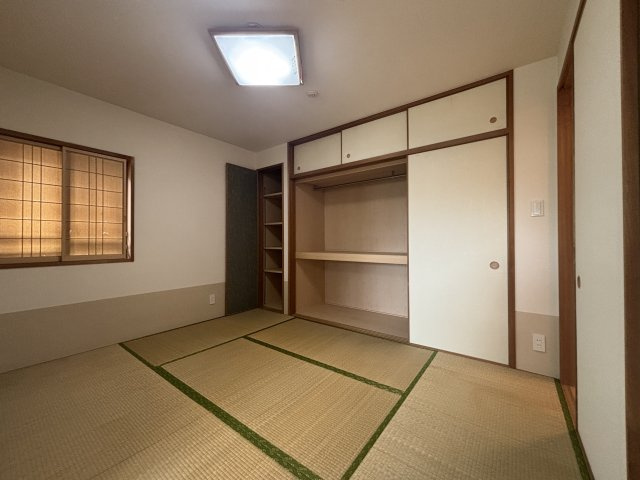 日神パレステージ河辺南の和室|西側洋室