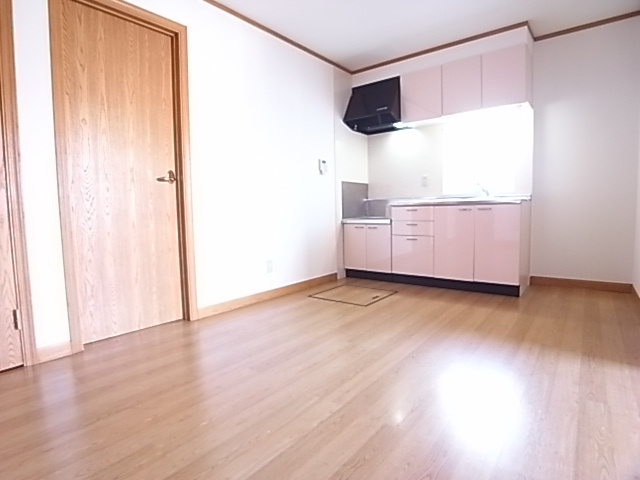 ルマージュ神戸３番館の居間・リビング