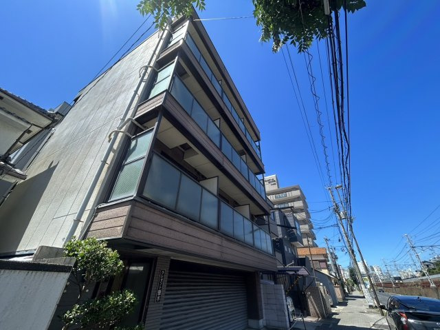 クレセント垂水の外観