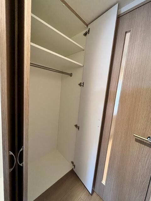 ルーブル池袋弐番館の収納