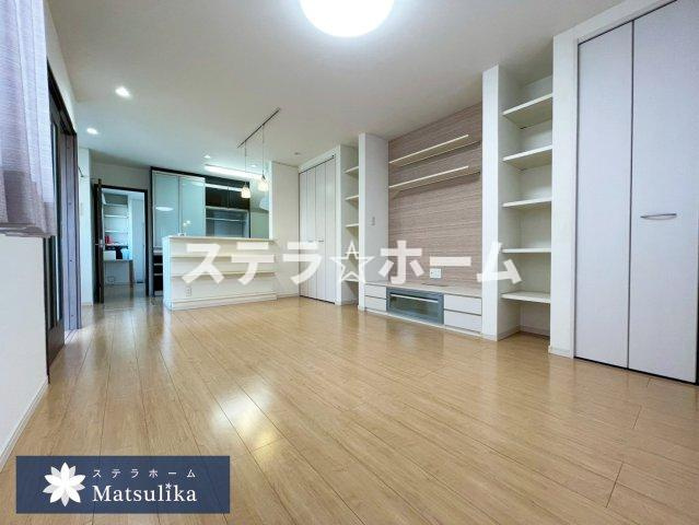 石橋麻田町 中古戸建の居間・リビング|居間です