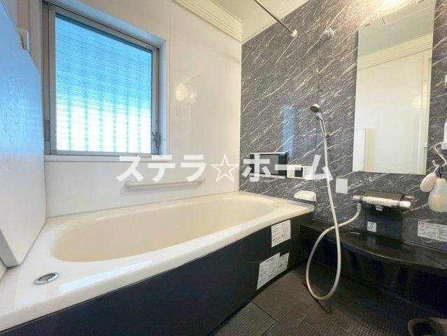 石橋麻田町 中古戸建の浴室|落ち着いた空間のお風呂です