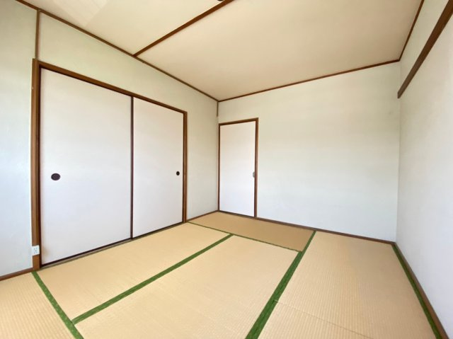 神陵台東住宅48号棟の内装