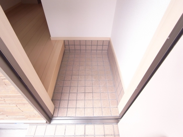 シェトワの玄関