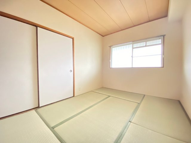 プレジオ王塚台の寝室