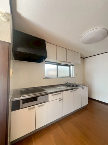 下畑町貸家のキッチン