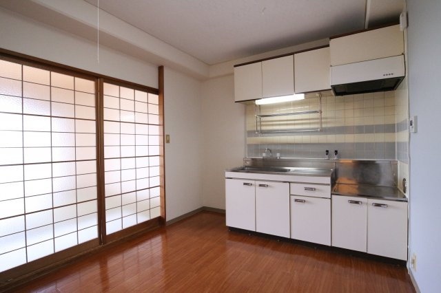 メゾン日宏の内装|※同建物別部屋の参考写真です。