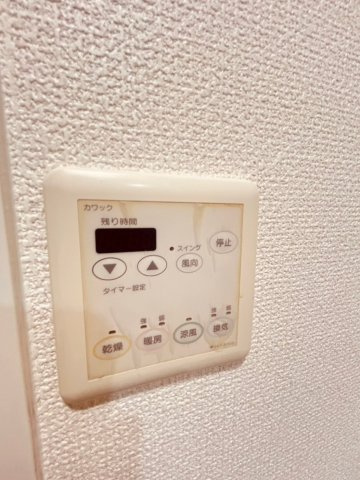 モンセーヌ西神南6号棟の設備