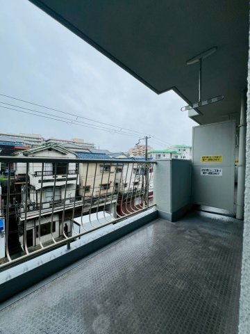 上高丸コーポラスのバルコニー