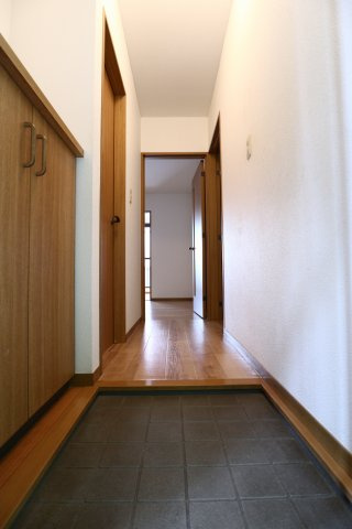 ミサワヒルズの玄関