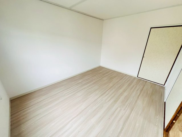 神陵台西住宅62号棟の寝室