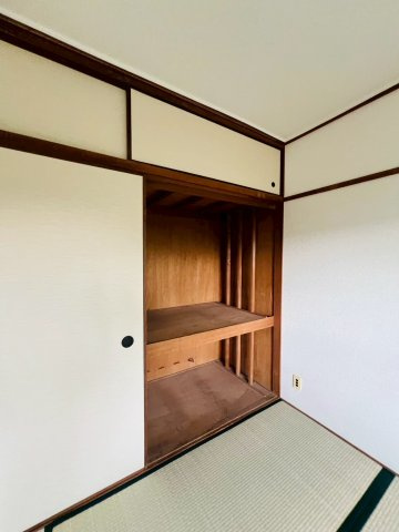 新多聞第3住宅211号棟の収納