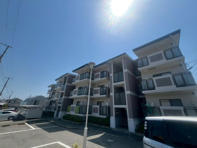 リバーサイド北別府の外観