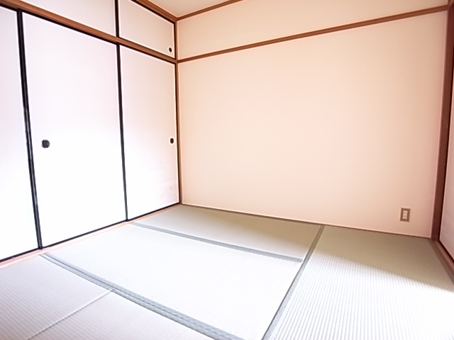 グランベア今井の和室
