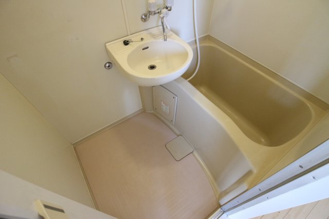 サンビレッジ塩屋の浴室