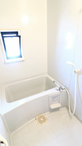 サンビレッジ竹内の浴室