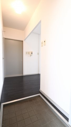 サンビレッジ竹内の玄関