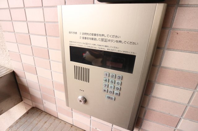 アビリティ塩屋のエントランス
