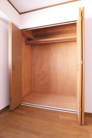 ハイツべルビュウの収納