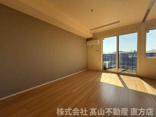 コスモ木屋瀬A棟の居間・リビング
