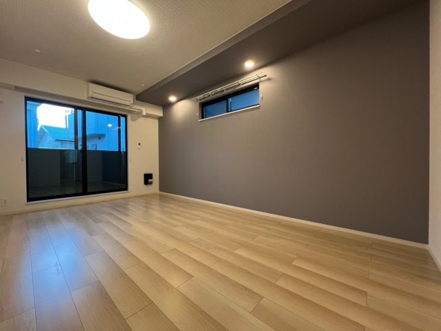ルポ舞子弐番館の居間・リビング