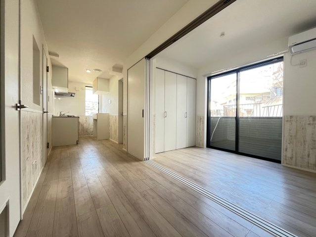 アリビア東朝霧丘の居間・リビング