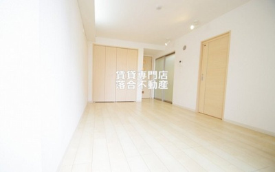 【寝室】 | カサ　エスペランサ | 広々としたお部屋