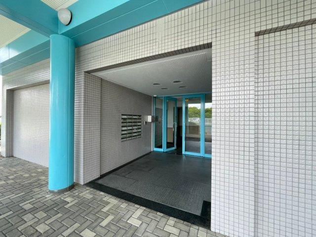 西神糀台ミオのエントランス