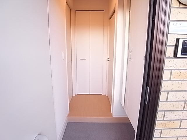 ソフィアコートの玄関