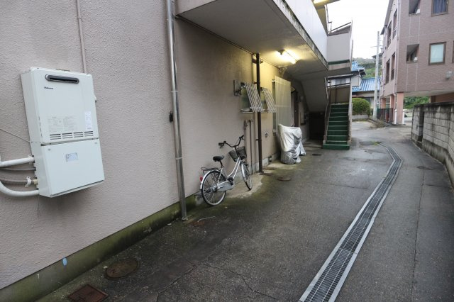 名谷マンションのエントランス