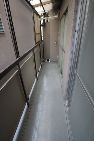 名谷マンションのバルコニー