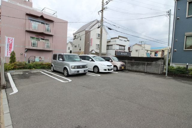 ミッテ舞子の駐車場