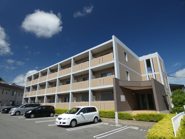 フォレスタの駐車場