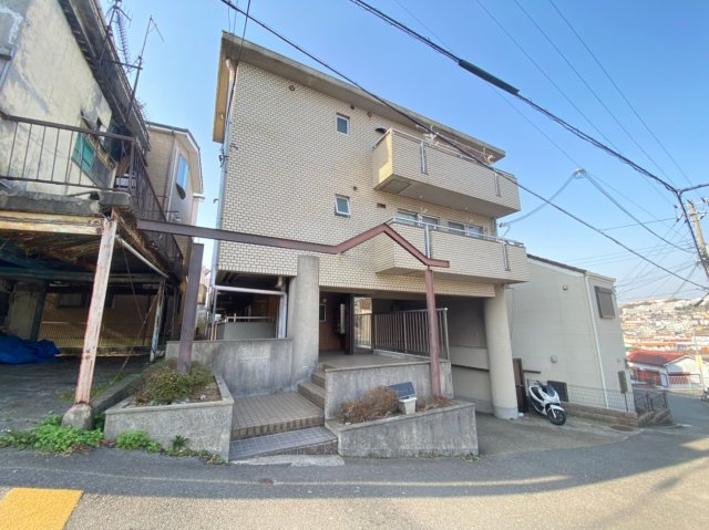 山手ハイツの外観