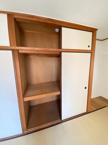 山手ハイツの収納