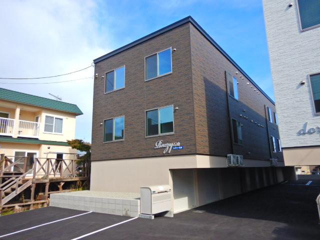 札幌市南区石山一条６丁目のアパート