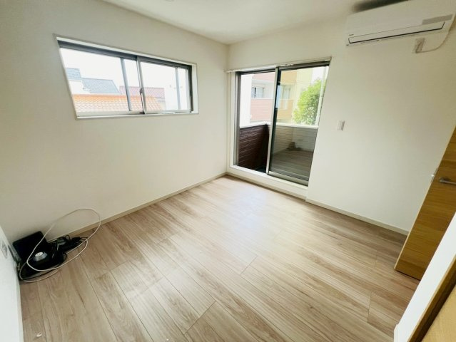 S.Apt.王居殿Ⅲのその他