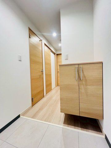 S.Apt.王居殿Ⅲの玄関