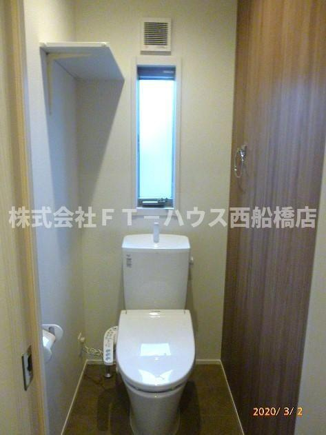 旭町戸建貸家　Ｃ棟のトイレ