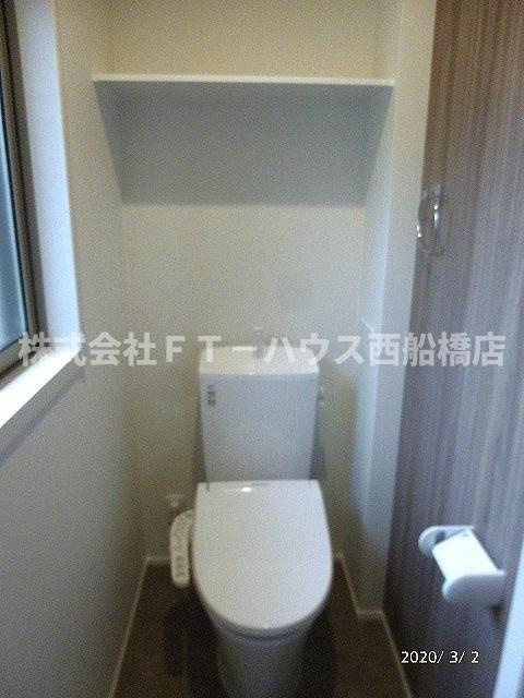旭町戸建貸家　Ｃ棟のトイレ