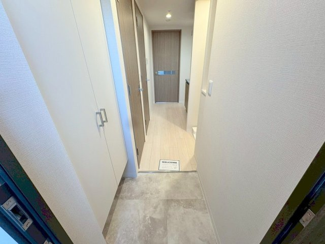 エムブイインプ新大阪の玄関