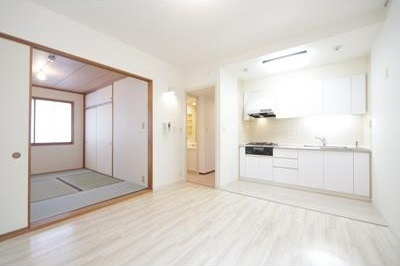 【寝室】 | パーク・ノヴァ大船 | 家具を配置しやすい人気の間取りです♪