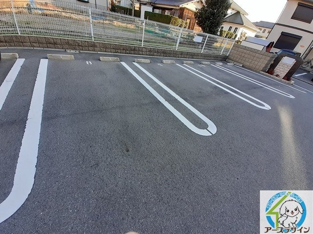 フロイデⅠの駐車場