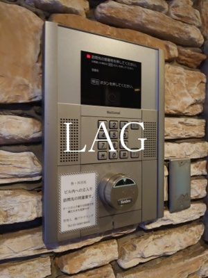 【セキュリティ】 | プチグランデミオ | オートロックです。