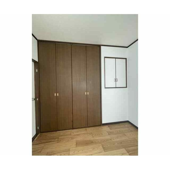 【収納】 | 杉並区上井草3丁目戸建 | クローゼット完備。
