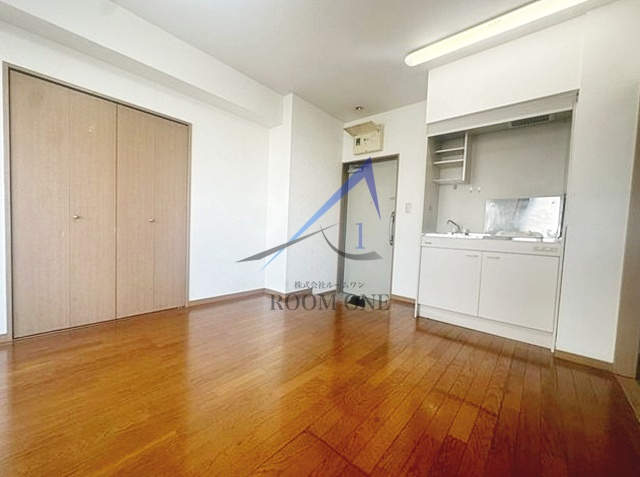 新氷五番館の居間・リビング|洋室のお部屋です。